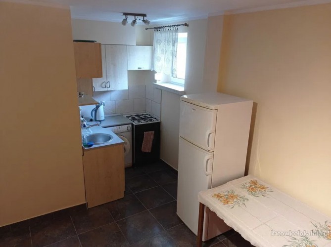 scisle-centrum-katowice-piekna-kawalerka-po-remoncie-wynajme-63651-katowice.jpg