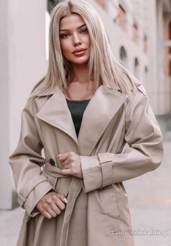 plaszcz-z-imitacji-skory-spy-bez_(1).jpg