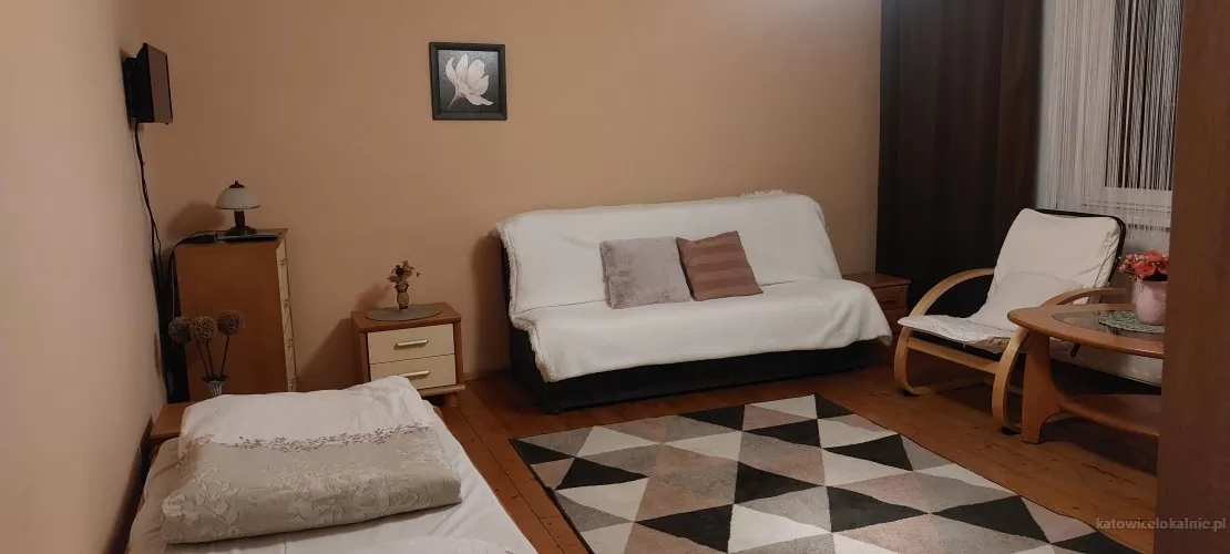 wolne-pokoje-na-ferie-2024-79159-katowice-foto.webp