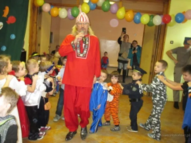 klaun-animator-urodziny-zabawa-w-szkole-przedszkolu-wesela-slask-82904-katowice-na-sprzedaz.webp