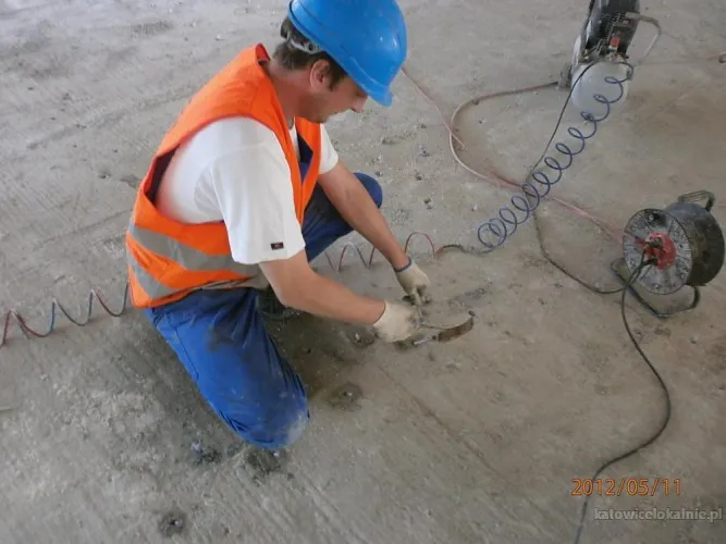 iniekcja-uszczelniajaca-iniekcja-wzmacnijaca-iniekcja-cisnieniowa-86097-katowice.webp