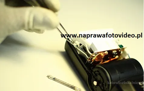 NAPRAWA LAMP BŁYSKOWYCH KRAKÓW www.naprawafotovideo.pl